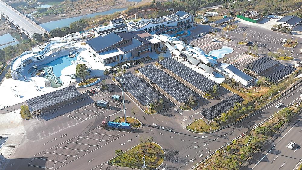 福建高速建成56处光伏电站